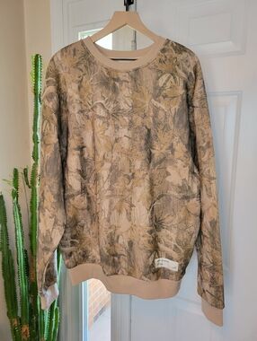 Comfrt Camo Crew Soft New Without Tags Longsleeve Shirt, Size XL Mens